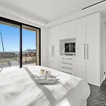 Ref 2027 - Centre - For Rent *