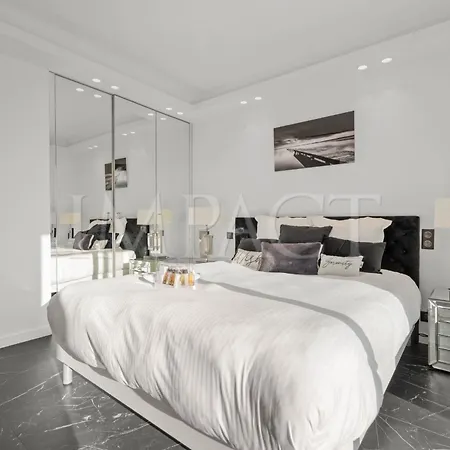 Ref 2027 - Centre - à Louer Cannes