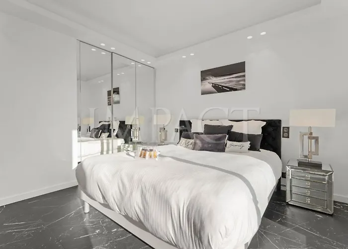 Ref 2027 - Centre - à Louer Cannes