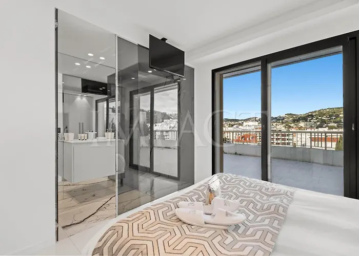 Lägenhet Ref 2027 - Centre - For Rent