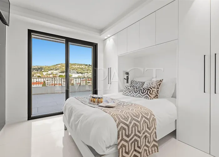 Ref 2027 - Centre - For Rent Apartman