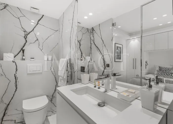 Ref 2027 - Centre - à Louer Appartement *