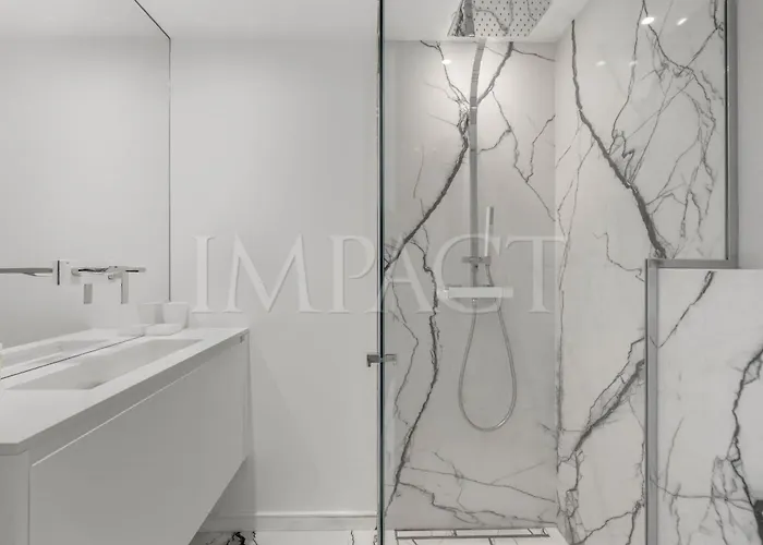 Ref 2027 - Centre - For Rent Lägenhet